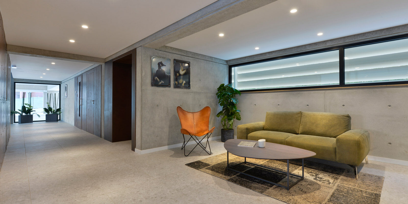 Lobby1